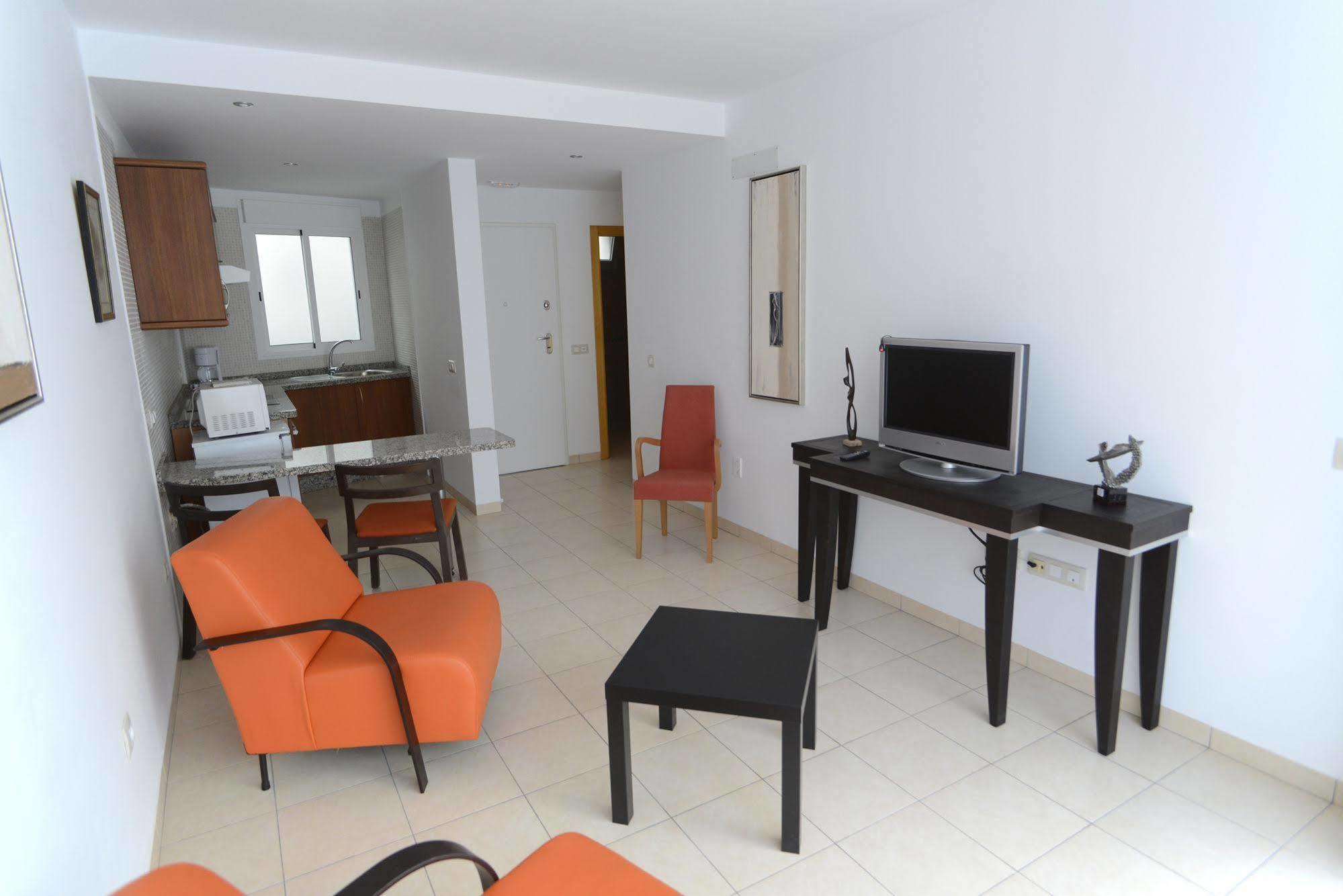 Arena Suites Puerto de Santiago  Exterior photo